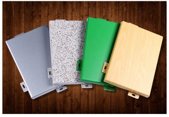 Panel padat khusus dengan persyaratan teknis dan paduan aluminium