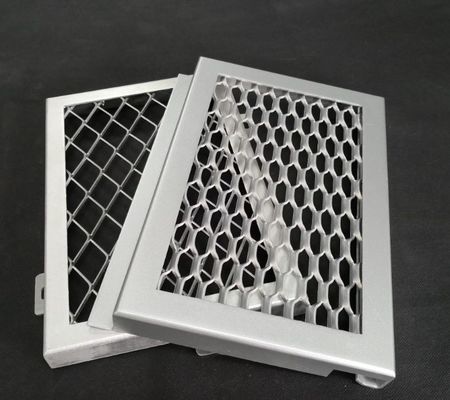 Lantai dinding eksterior Stretch Mesh Aluminium Veneer Dengan Dan Powder Coated Finish