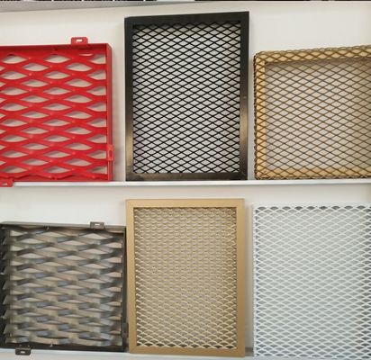 Cladding dinding eksterior yang dapat disesuaikan dengan desain modern Stretch Mesh Aluminium Veneer